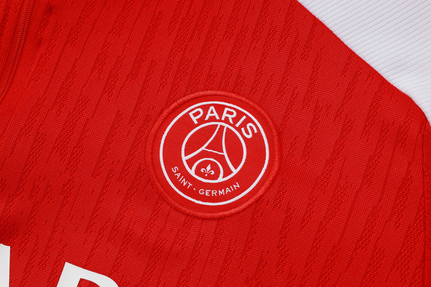 VESTE DE SURVETEMENT ENTRAINEMENT PSG ROUGE 25/26