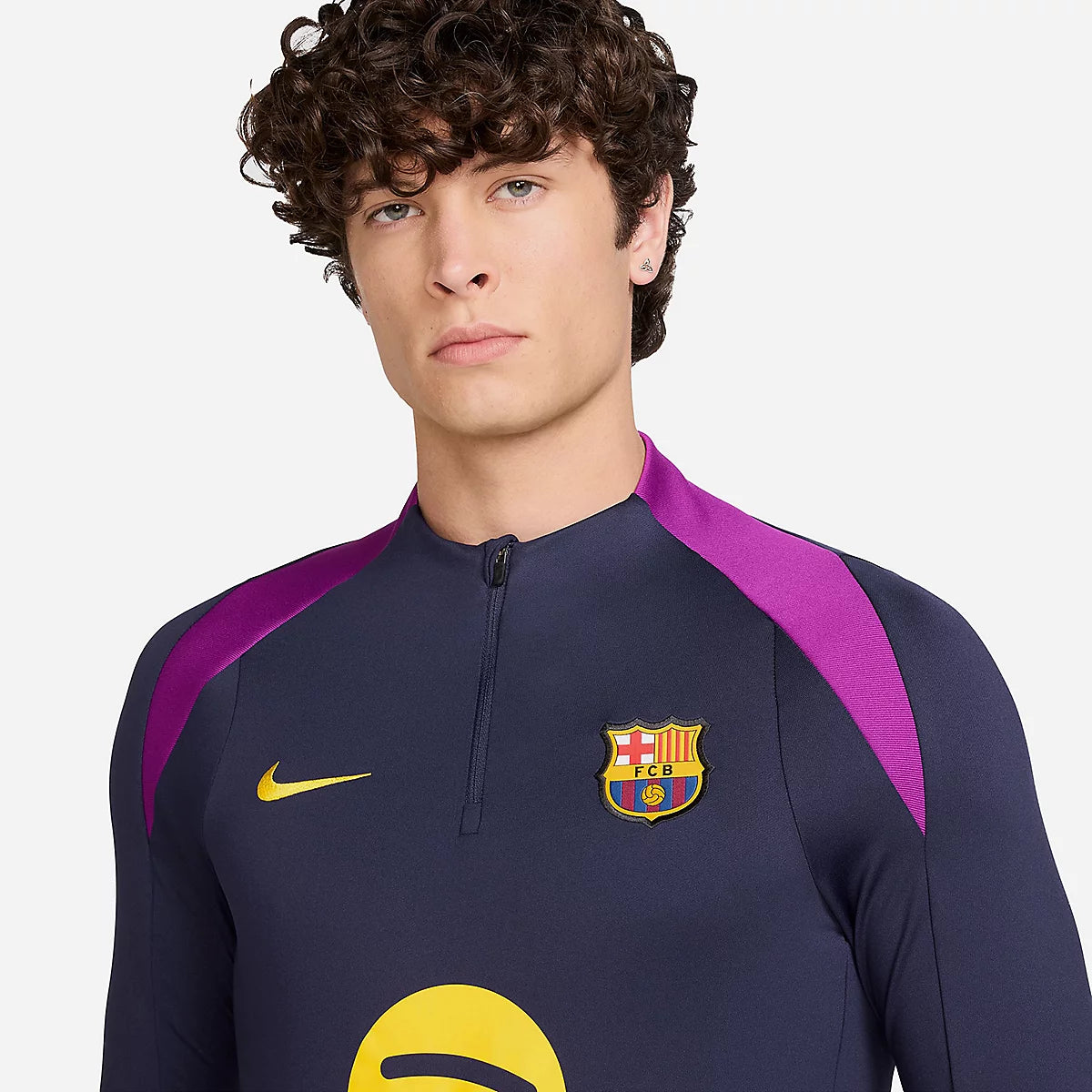 VESTE DE SURVETEMENT FC BARCELONE BLEU MARINE MANCHES LONGUES 25/26
