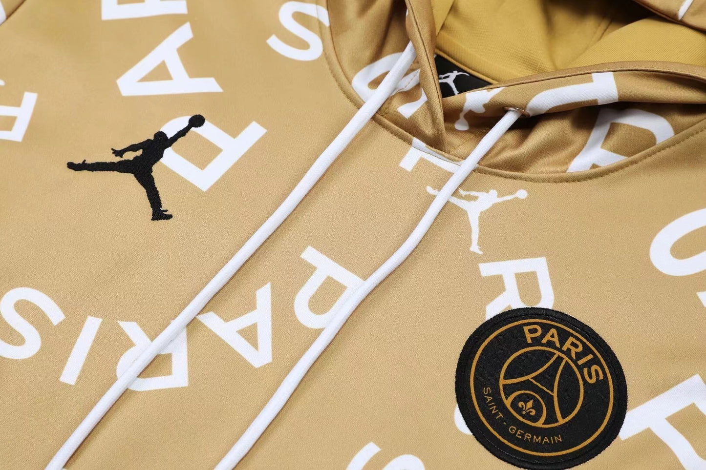 SWEAT À CAPUCHE PSG DORÉ