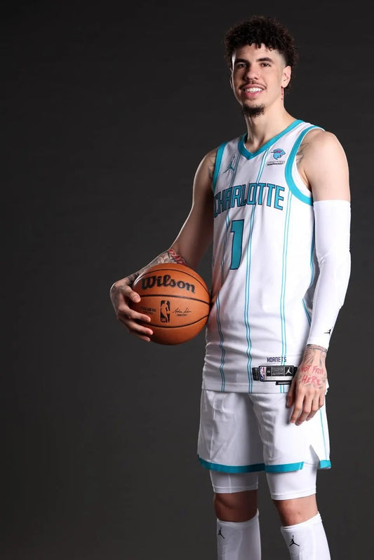 MAILLOT ASSOCIATION CHARLOTTE HORNETS 23/24