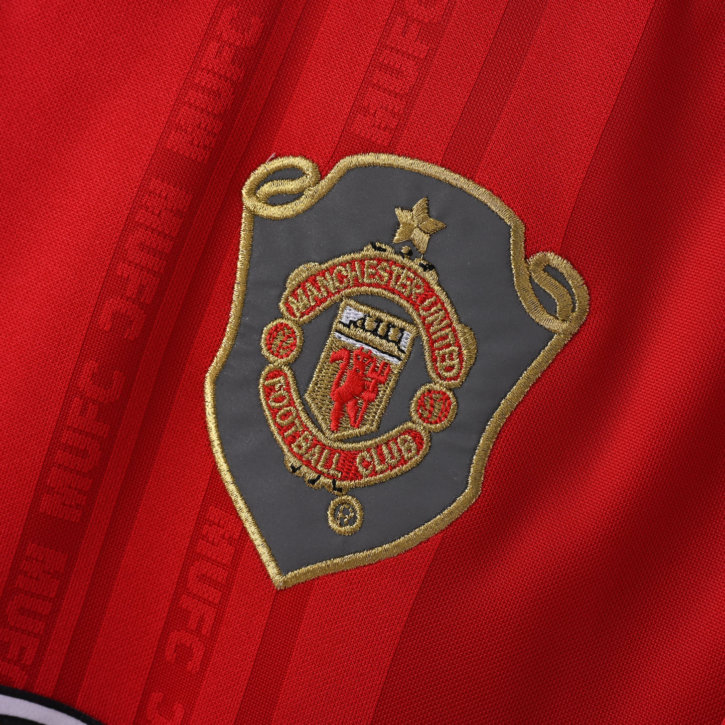 MANCHESTER UNITED 99/00 HEIMTRIKOT